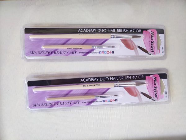 Pincel Dual Académico No. 7