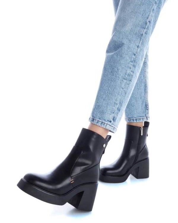 Botas de Puntera Cuadrada y Plataforma RF171457