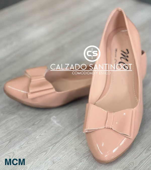 Lindas Zapatillas de charol o material lustrable, Envio Gratis