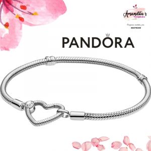 Brazalete Cadena de Serpiente con Cierre de Corazón Pandora Moments