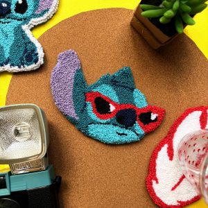posataza stitch con lentes