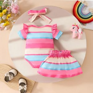 Traje de dos piezas diseño de unicornio