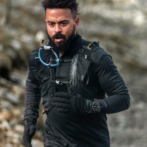 Garmin fēnix® 0.315 - 2.008 in, solar, zafiro, reloj inteligente GPS multideporte premium, batería de larga duración, clasificación para inmersión, linterna LED incorporada, titanio DLC gris carbón