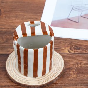 Taza de café grande con platillo, tazas de café de cerámica, taza de café de porcelana y platillo pintado a mano (marrón)