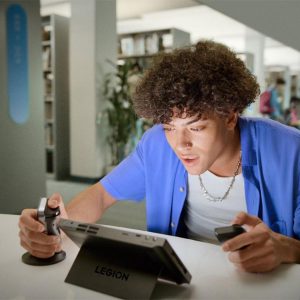 Lenovo Legion Go 8.8" 144Hz WQXGA Handheld Touchscreen Gaming PC AMD Ryzen Z1 Extreme 16GB RAM 512GB SSD Shadow Black, 8APU1